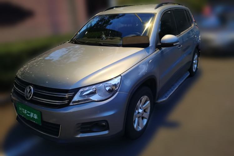Used Volkswagen Tiguan 2012 1.8TSI Manual Two-Wheel Drive Enjoyment Edition Guazi used car, China used car export, Used car for sale, Used  cars, Cheapest cars for sale