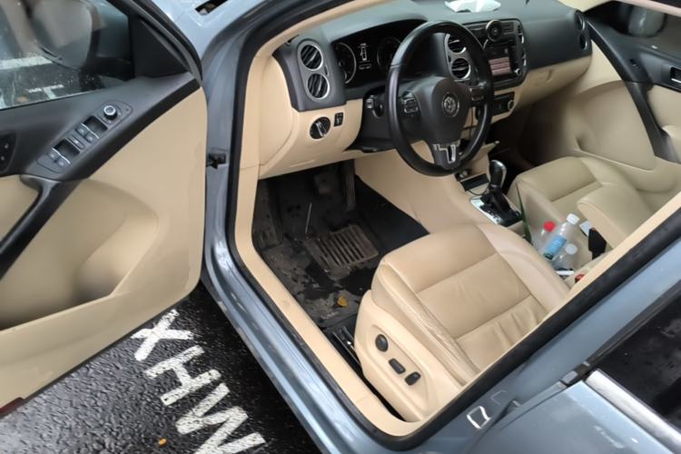 Used Volkswagen Tiguan 2012 1.8TSI Automatic All-Wheel Drive Elite Edition Driver Seat