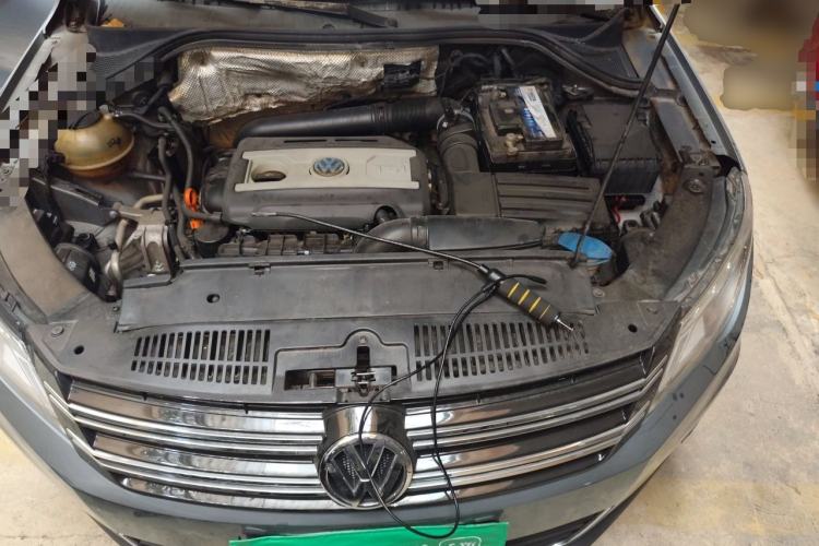 Used Volkswagen Tiguan 2012 1.8TSI Automatic All-Wheel Drive Elite Edition Engine Bay
