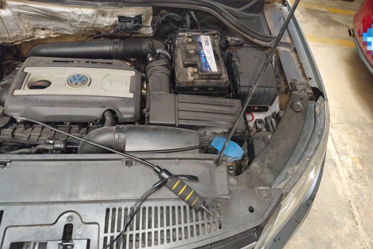 Used Volkswagen Tiguan 2012 1.8TSI Automatic All-Wheel Drive Elite Edition Engine Bay Left