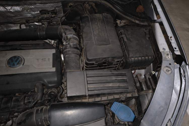 Used Volkswagen Tiguan 2012 1.8TSI Automatic All-Wheel Drive Elite Edition Engine Bay Left
