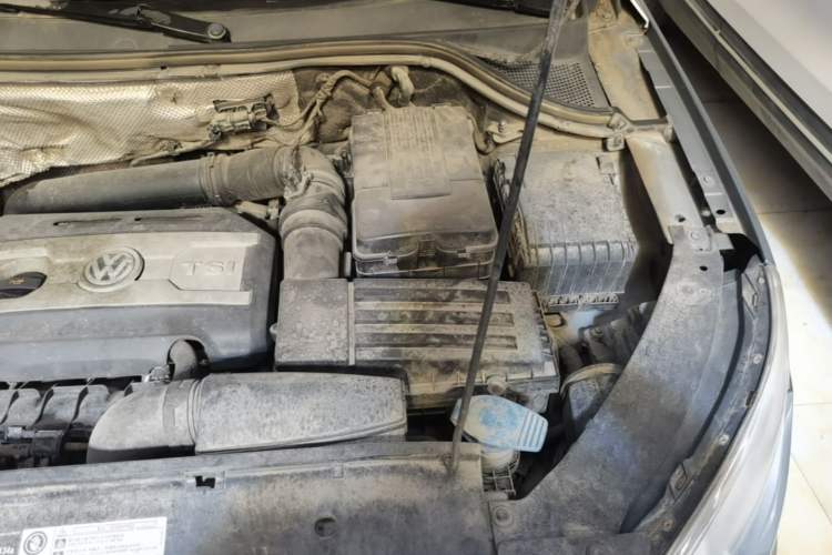 Used Volkswagen Tiguan 2012 1.8TSI Automatic Two-Wheel Drive Trend Edition Engine Bay Left