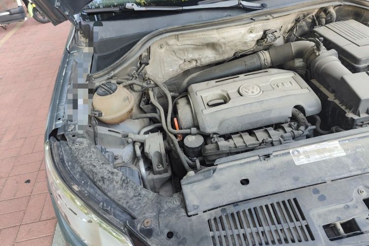 Used Volkswagen Tiguan 2012 1.8TSI Automatic Two-Wheel Drive Elite Edition Engine Bay Right
