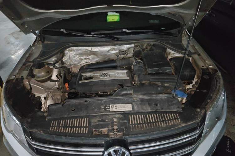Used Volkswagen Tiguan 2012 1.8TSI Automatic Two-Wheel Drive Elite Edition Engine Bay