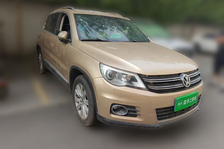 Used Volkswagen Tiguan 2012 2.0 TSI Automatic All-Wheel Drive Flagship Edition Front Right 45 Deg