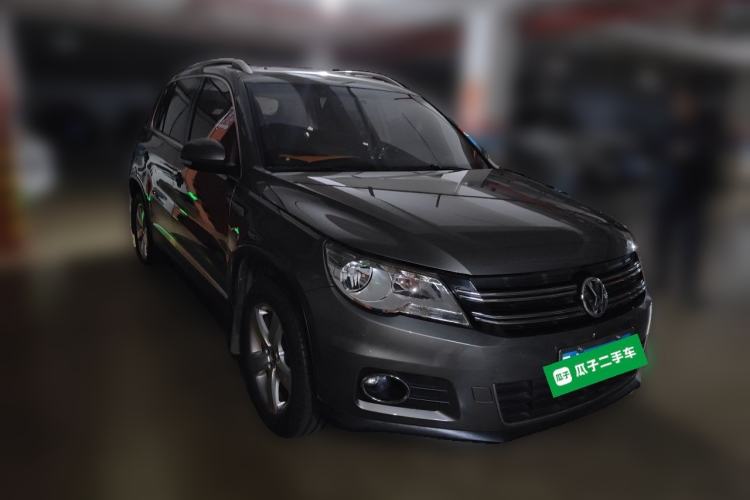 Used Volkswagen Tiguan 2012 1.8TSI Automatic All-Wheel Drive Elite Edition Front Right 45 Deg