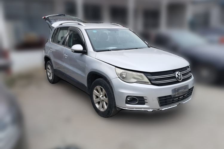 Used Volkswagen Tiguan 2012 1.8TSI Automatic Two-Wheel Drive Urban Edition Front Right 45 Deg