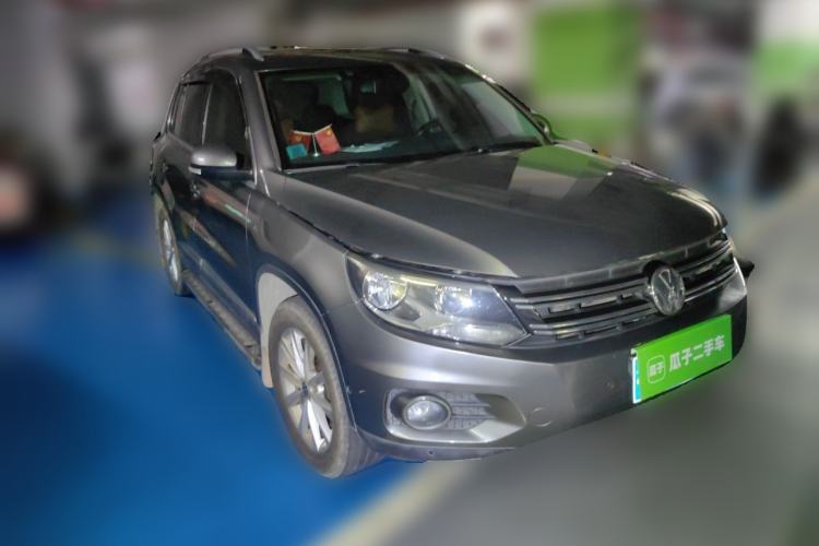Used Volkswagen Tiguan 2012 2.0 TSI Automatic All-Wheel Drive Elite Edition Front Right 45 Deg
