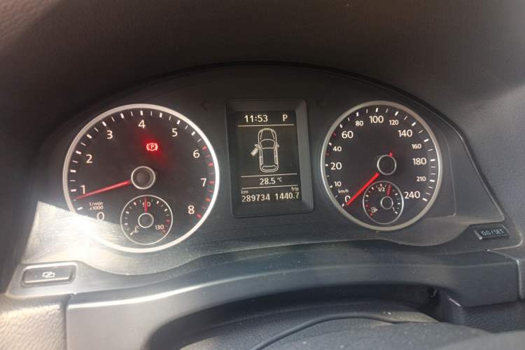 Used Volkswagen Tiguan 2012 1.8TSI Automatic Two-Wheel Drive Urban Edition Instrument Cluster