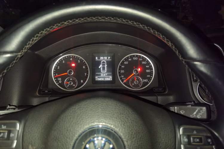 Used Volkswagen Tiguan 2012 1.8TSI Automatic All-Wheel Drive Elite Edition Instrument Cluster