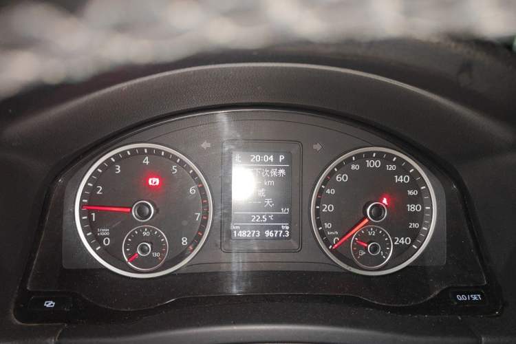 Used Volkswagen Tiguan 2012 1.8TSI Automatic Two-Wheel Drive Elite Edition Instrument Cluster