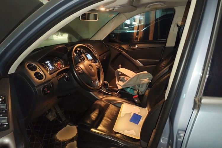 Used Volkswagen Tiguan 2012 1.8TSI Automatic All-Wheel Drive Elite Edition Left Front Seat