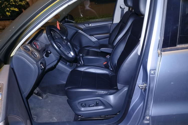 Used Volkswagen Tiguan 2012 1.8TSI Manual Two-Wheel Drive Enjoyment Edition Left Front Seat