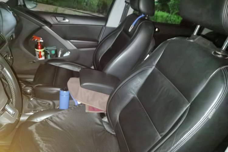Used Volkswagen Tiguan 2012 1.8TSI Automatic All-Wheel Drive Elite Edition Left Front Seat