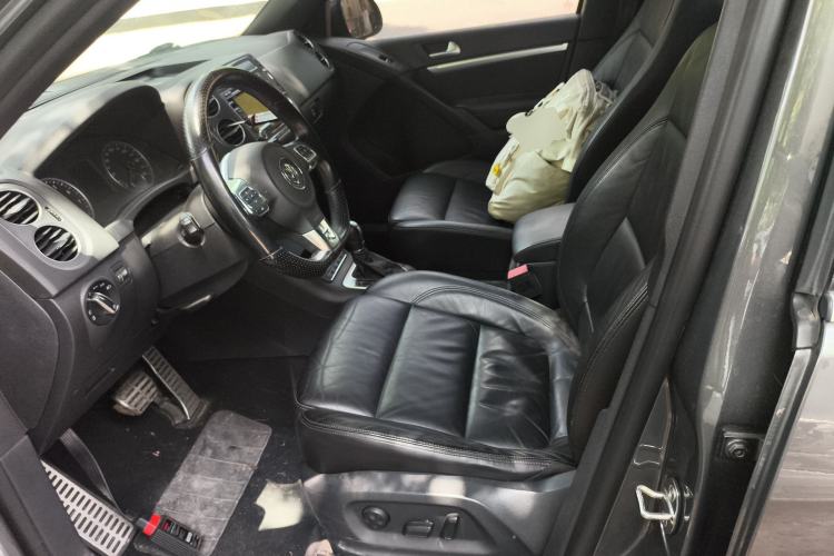 Used Volkswagen Tiguan 2012 2.0 TSI Luxury Edition Left Front Seat
