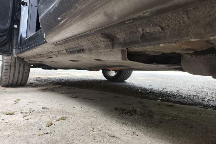 Used Volkswagen Tiguan 2012 2.0 TSI Luxury Edition Left Side Sill