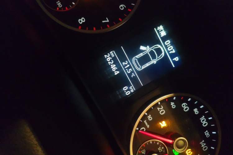 Used Volkswagen Tiguan 2012 1.8TSI Automatic All-Wheel Drive Elite Edition Odometer Close Up