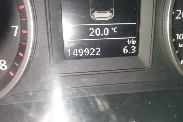 Used Volkswagen Tiguan 2012 1.8TSI Manual Two-Wheel Drive Enjoyment Edition Odometer Close Up