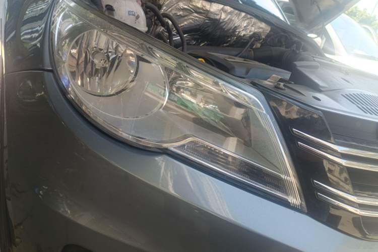 Used Volkswagen Tiguan 2012 1.8TSI Automatic Two-Wheel Drive Urban Edition Right Front Headlight