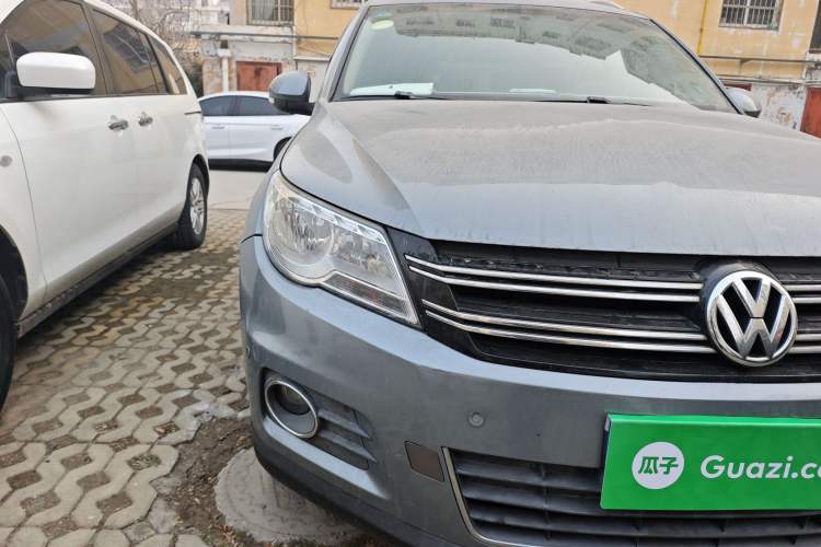 Used Volkswagen Tiguan 2012 1.8TSI Automatic Two-Wheel Drive Elite Edition Right Front Headlight