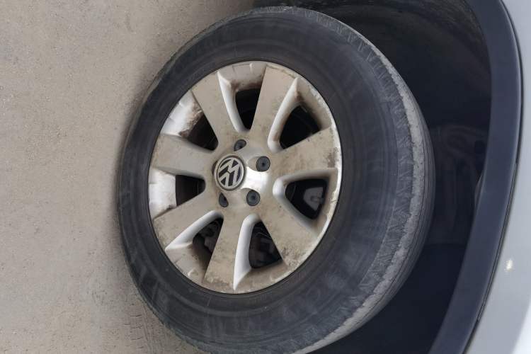 Used Volkswagen Tiguan 2012 1.8TSI Automatic Two-Wheel Drive Urban Edition Right Front Wheel Hub