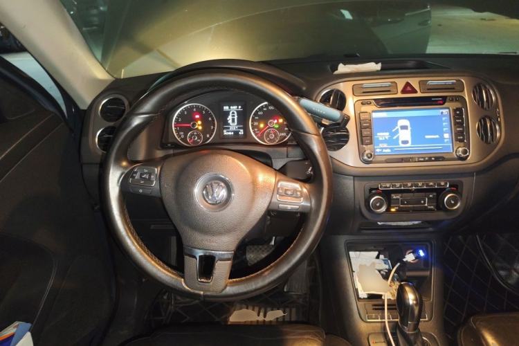 Used Volkswagen Tiguan 2012 1.8TSI Automatic All-Wheel Drive Elite Edition Steering Wheel