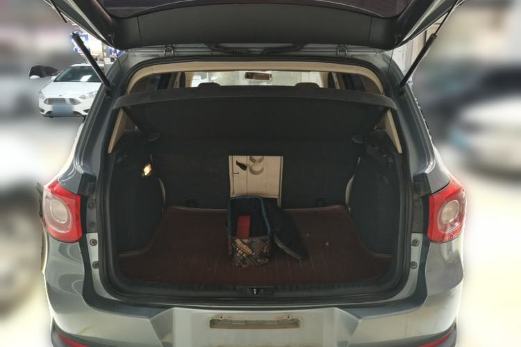 Used Volkswagen Tiguan 2012 1.8TSI Automatic Two-Wheel Drive Trend Edition Trunk