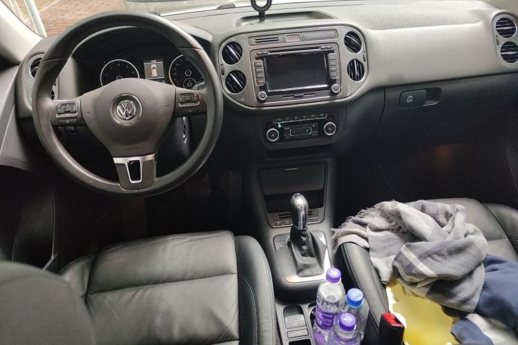 Used Volkswagen Tiguan 2012 2.0 TSI Luxury Edition Center Console