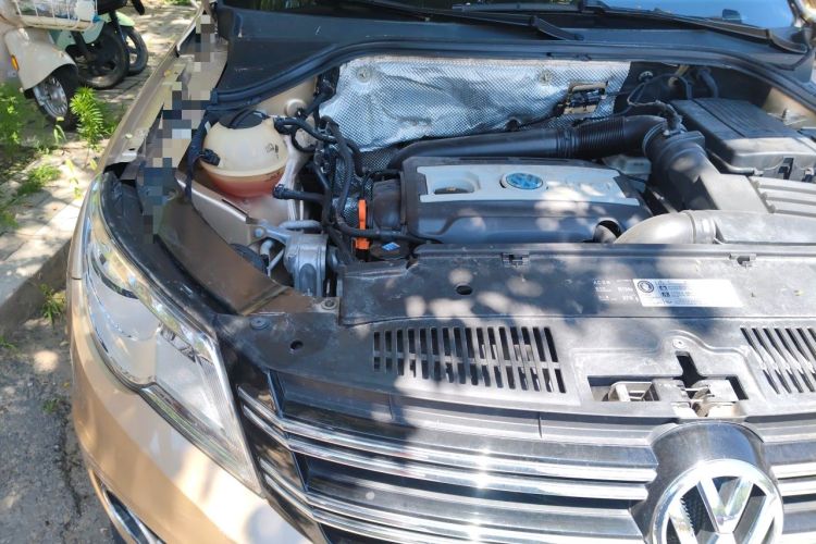 Used Volkswagen Tiguan 2012 1.8TSI Automatic Two-Wheel Drive Elite Edition Engine Bay Right