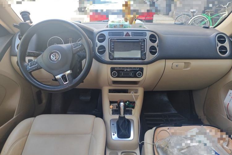 Used Volkswagen Tiguan 2012 1.8TSI Automatic Two-Wheel Drive Elite Edition Center Console