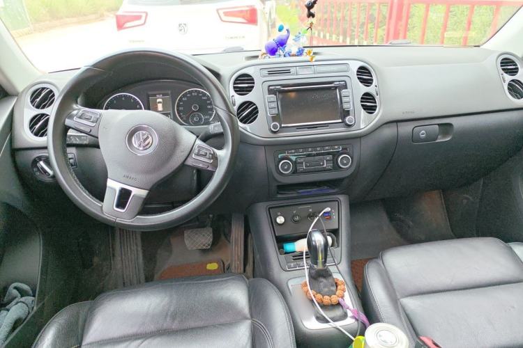 Used Volkswagen Tiguan 2012 2.0 TSI Comfort Edition Center Console