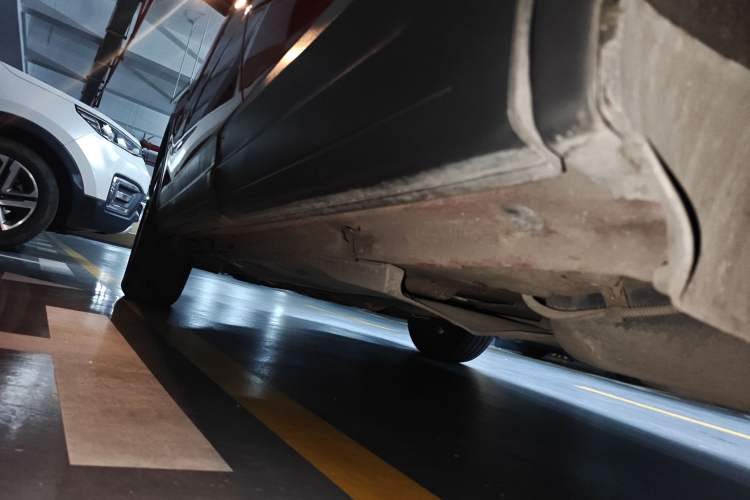 Used Volkswagen Tiguan 2012 1.8TSI Automatic All-Wheel Drive Fashion Edition Chassis Rear Left
