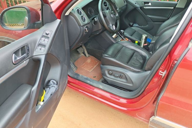 Used Volkswagen Tiguan 2012 2.0 TSI Comfort Edition Driver Seat