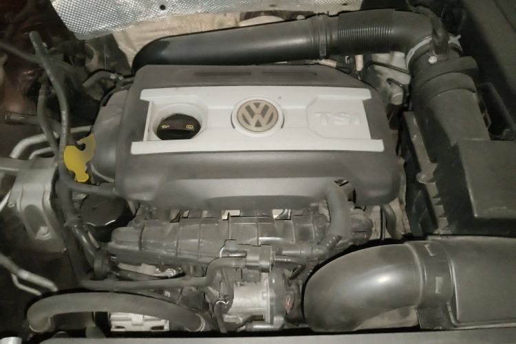 Used Volkswagen Tiguan 2012 2.0 TSI Comfort Edition Engine Bay