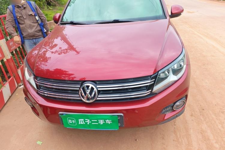 Used Volkswagen Tiguan 2012 2.0 TSI Comfort Edition Engine Bay