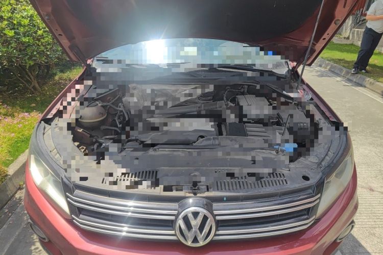 Used Volkswagen Tiguan 2012 2.0 TSI Comfort Edition Engine Bay
