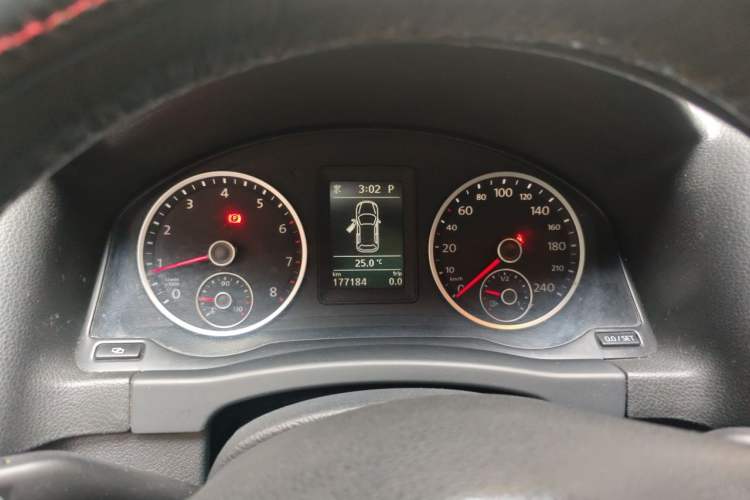 Used Volkswagen Tiguan 2012 1.8TSI Automatic All-Wheel Drive Elite Edition Instrument Cluster
