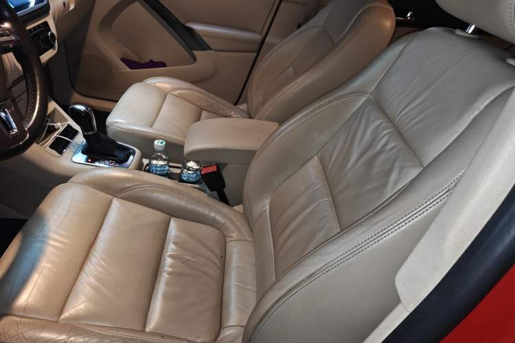 Used Volkswagen Tiguan 2012 1.8TSI Automatic All-Wheel Drive Fashion Edition Left Front Seat