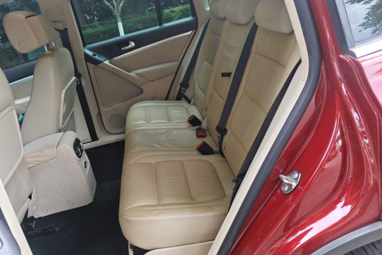 Used Volkswagen Tiguan 2012 2.0 TSI Comfort Edition Left Rear Seat