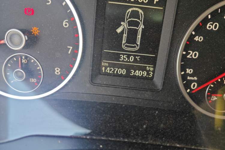 Used Volkswagen Tiguan 2012 1.8TSI Automatic Two-Wheel Drive Elite Edition Odometer Close Up