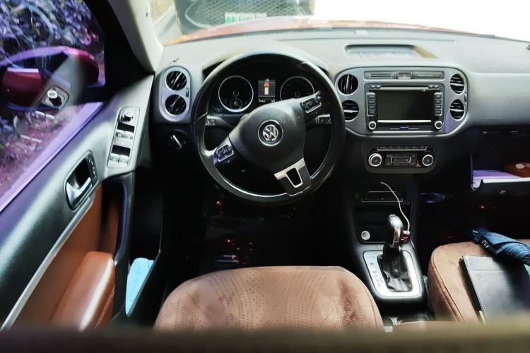 Used Volkswagen Tiguan 2012 2.0 TDI Luxury Edition Steering Wheel