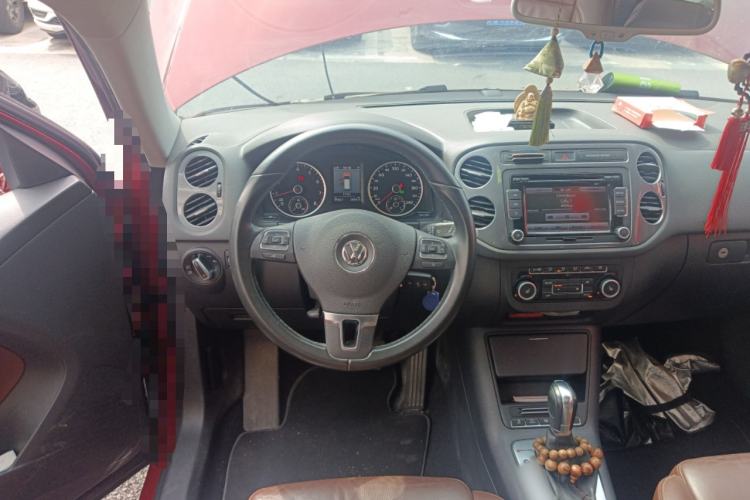 Used Volkswagen Tiguan 2012 2.0 TSI Comfort Edition Steering Wheel