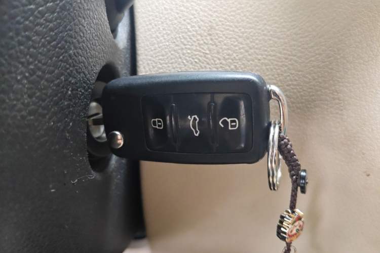 Used Volkswagen Tiguan 2012 2.0 TSI Comfort Edition Vehicle Key