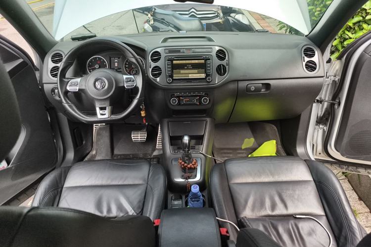 Used Volkswagen Tiguan 2012 2.0 TSI Luxury Edition Center Console
