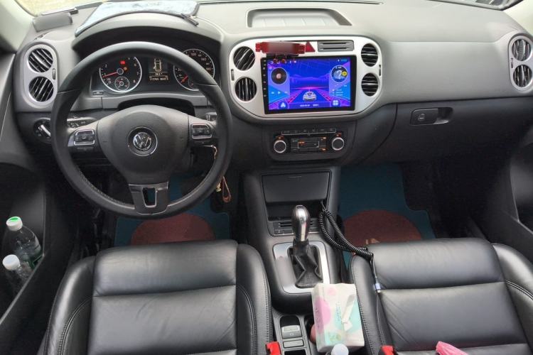 Used Volkswagen Tiguan 2012 1.8TSI Automatic Two-Wheel Drive Trend Edition Center Console