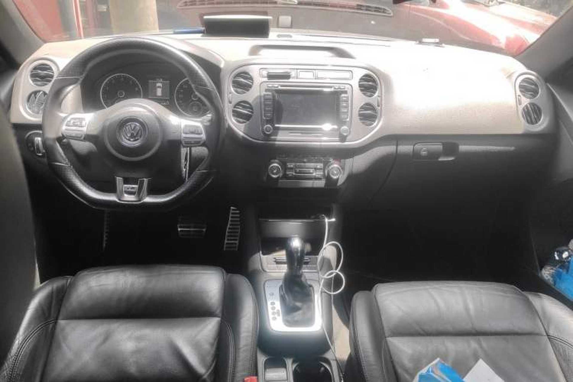 Used Volkswagen Tiguan 2012 2.0 TSI Luxury Edition Center Console