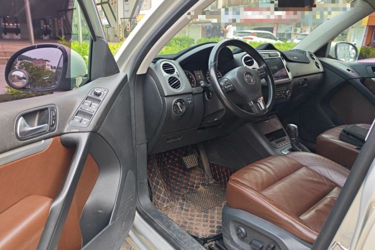 Used Volkswagen Tiguan 2012 2.0 TSI Comfort Edition Driver Seat