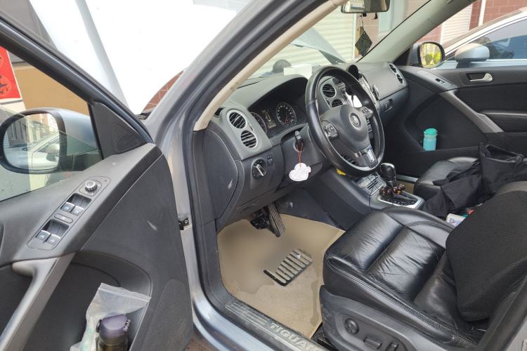 Used Volkswagen Tiguan 2012 1.8TSI Automatic Two-Wheel Drive Elite Edition Driver Seat