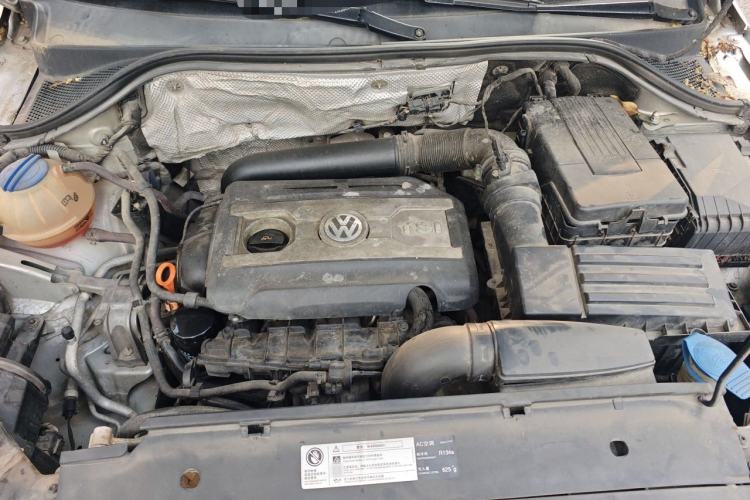 Used Volkswagen Tiguan 2012 1.8TSI Automatic Two-Wheel Drive Trend Edition Engine Bay