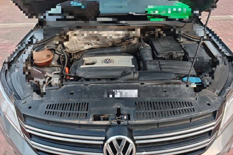 Used Volkswagen Tiguan 2012 1.8TSI Automatic Two-Wheel Drive Trend Edition Engine Bay